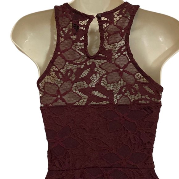 Material Girl Womens Dress Mini Fit & Flare Burgundy Lace Embroidered Stretch - Picture 3 of 4